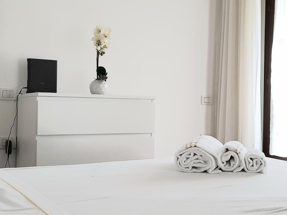 Da Sofia Apartment-Parking Cagliari Eksteriør billede